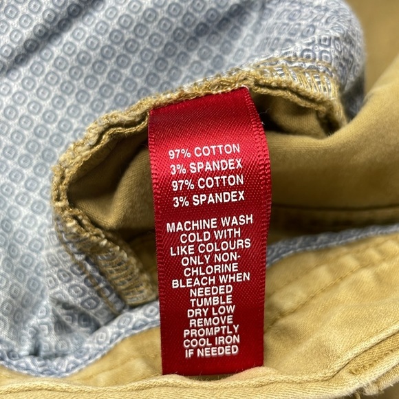 Saks Fifth Avenue Men’s Flat Front Khaki Chino Pants, size 34x30 - Picture 3 of 13